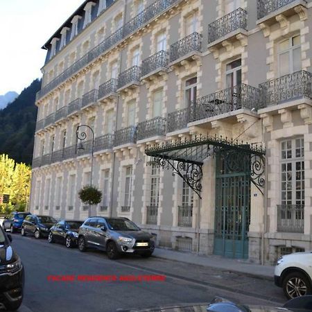 Petit Studio Dans Immeuble De Caractere Cauterets Exterior foto